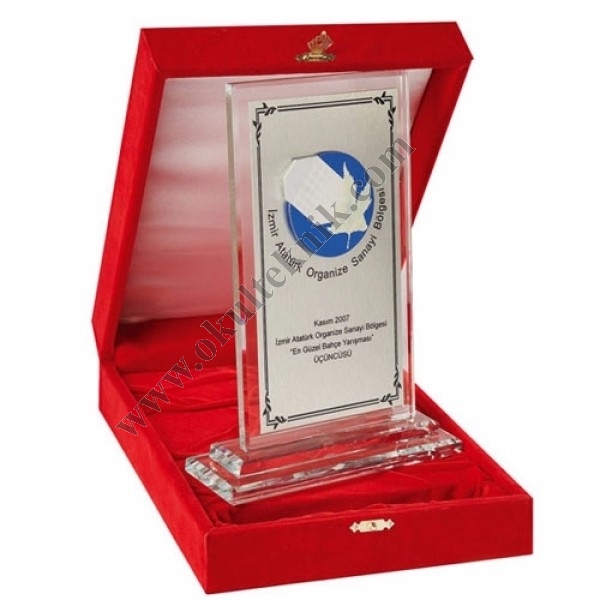 KRİSTAL%20PLAKET%20(KADİFE%20KUTULU)